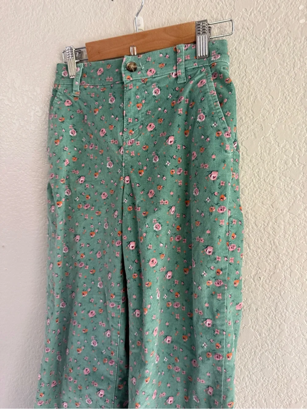 Vineyard Vines Green Floral Corduroy Girls' Pants